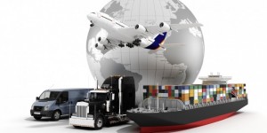 Trong quá trình vận chuyển hàng hóa nếu có rủi ro thì bên bán hay bên mua phải chịu?